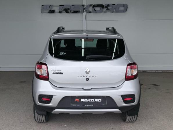 Renault Sandero II с пробегом 2016 года, цена 999 000 рублей, 116400 км, хэтчбек, Автокод Объявления