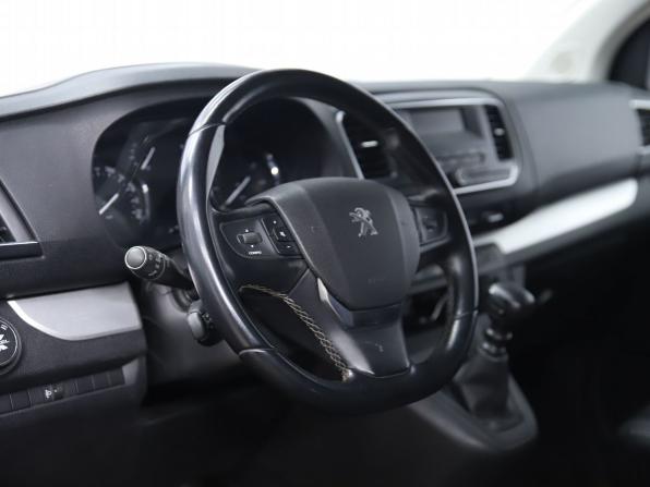 Peugeot Traveller I с пробегом 2020 года, цена 2 590 000 рублей, 141257 км, минивэн, Автокод Объявления