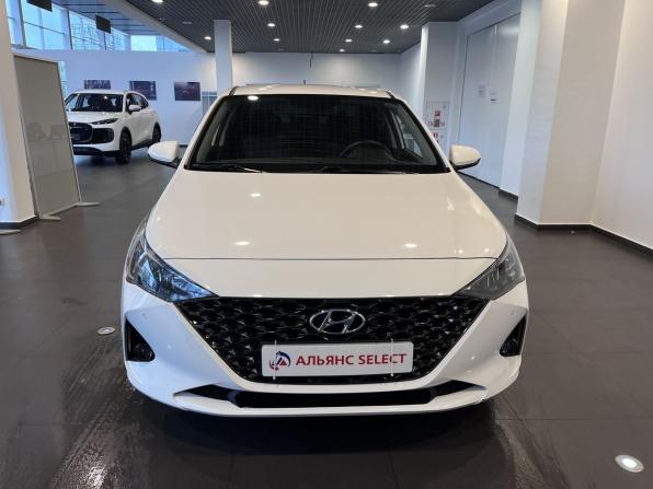 Hyundai Solaris II Рестайлинг с пробегом 2022 года, цена 1 700 000 рублей, 86046 км, седан, Автокод Объявления