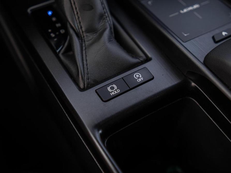 Lexus ES VII Рестайлинг Сочи  - изображение 24