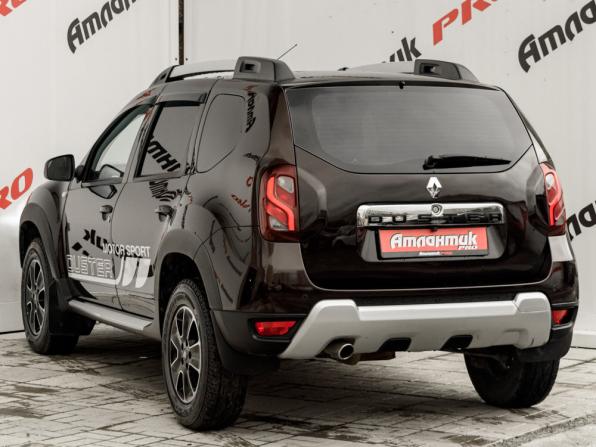 Renault Duster I Рестайлинг с пробегом 2018 года, цена 1 565 000 рублей, 103708 км, внедорожник, Автокод Объявления
