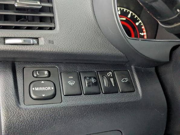 Toyota Highlander II (XU40) Рестайлинг с пробегом 2011 года, цена 1 995 000 рублей, 197930 км, внедорожник, Автокод Объявления