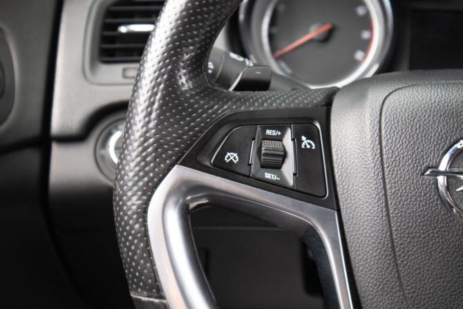 Opel Insignia I с пробегом 2013 года, цена 1 259 000 рублей, 145000 км, седан, Автокод Объявления