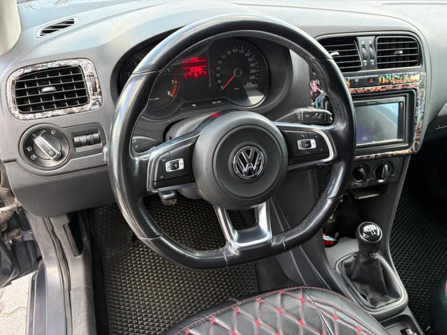 Volkswagen Polo V Череповец  - изображение 12