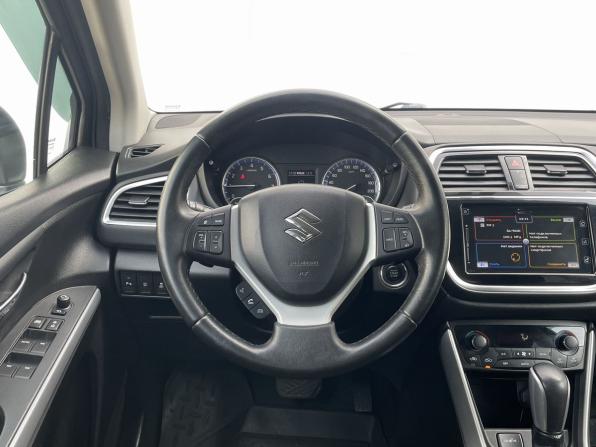 Suzuki SX4 II (S-Cross) Рестайлинг с пробегом 2016 года, цена 1 600 000 рублей, 143828 км, хэтчбек, Автокод Объявления