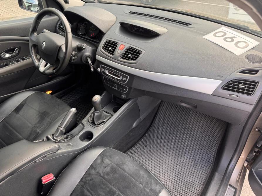 Renault Megane III Санкт-Петербург  - изображение 7