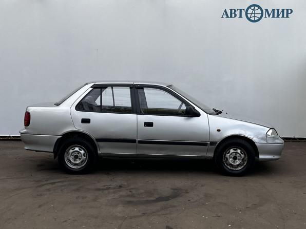 Suzuki Swift II Рестайлинг с пробегом 2002 года, цена 200 000 рублей, 45650 км, седан, Автокод Объявления