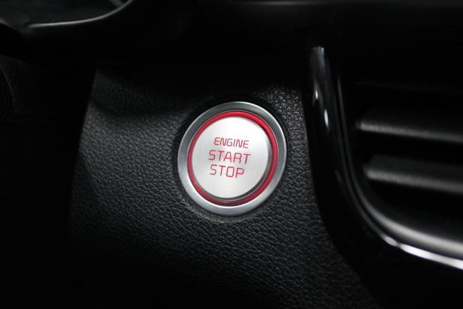 Kia Optima IV Рестайлинг с пробегом 2018 года, цена 2 049 000 рублей, 85000 км, седан, Автокод Объявления