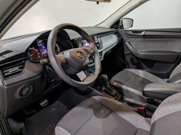 Skoda Rapid II с пробегом 2021 года, цена 1 580 000 рублей, 72188 км, лифтбек, Автокод Объявления