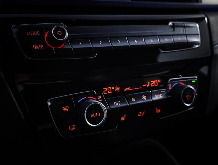 BMW X1 II (F48) Рестайлинг Москва  - изображение 18