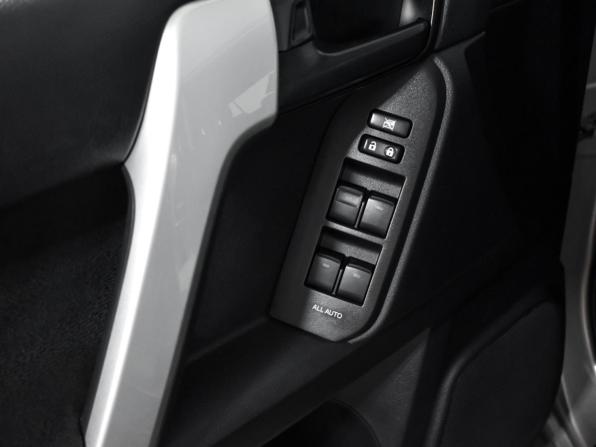 Toyota Land Cruiser Prado 150 Series Рестайлинг 2 с пробегом 2019 года, цена 4 485 000 рублей, 99609 км, внедорожник, Автокод Объявления