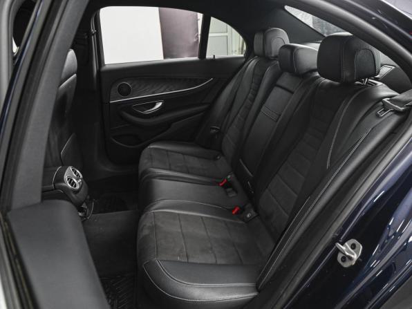 Mercedes-Benz E-Класс V (W213 S213 C238) Рестайлинг с пробегом 2021 года, цена 4 725 000 рублей, 72702 км, седан, Автокод Объявления