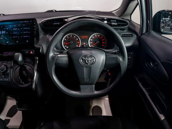 Toyota Wish II Рестайлинг с пробегом 2014 года, цена 1 395 000 рублей, 144667 км, минивэн, Автокод Объявления
