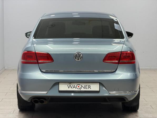 Volkswagen Passat B7 с пробегом 2011 года, цена 790 000 рублей, 178592 км, седан, Автокод Объявления