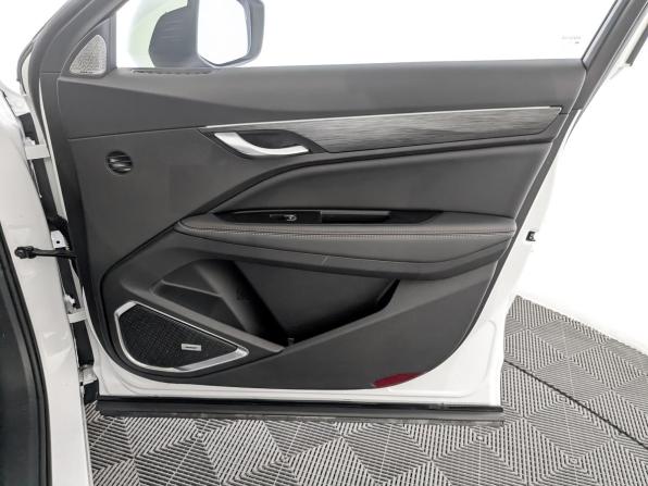 Knewstar 001 с пробегом 2024 года, цена 3 450 000 рублей, 18771 км, внедорожник, Автокод Объявления