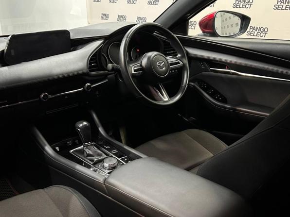 Mazda 3 IV (BP) с пробегом 2019 года, цена 1 612 000 рублей, 137464 км, хэтчбек, Автокод Объявления