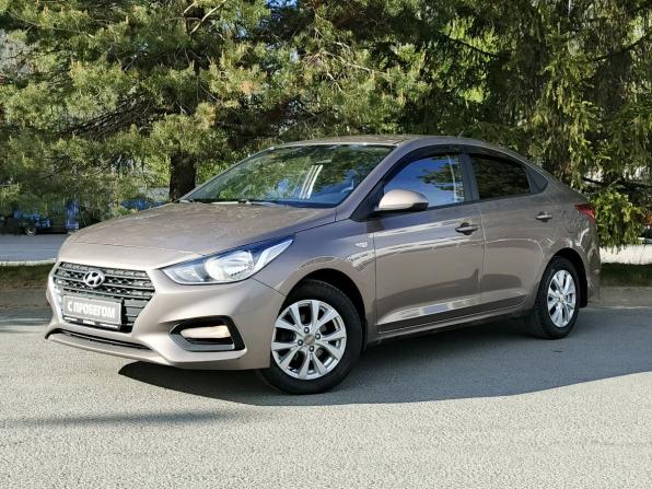 Hyundai Solaris II с пробегом 2019 года, цена 1 230 000 рублей, 182180 км, седан, Автокод Объявления