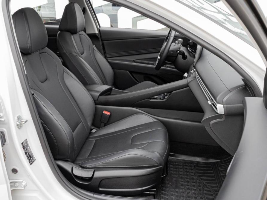 Hyundai Elantra VII (CN7) Рестайлинг Краснодар  - изображение 8