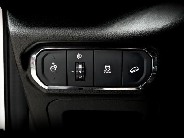 Haval Jolion I с пробегом 2023 года, цена 1 790 000 рублей, 33018 км, внедорожник, Автокод Объявления