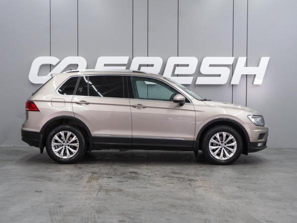 Volkswagen Tiguan II с пробегом 2017 года, цена 2 120 000 рублей, 177517 км, внедорожник, Автокод Объявления