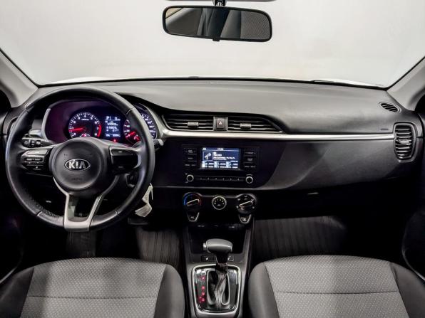 Kia Rio IV Рестайлинг с пробегом 2021 года, цена 1 725 000 рублей, 38885 км, седан, Автокод Объявления