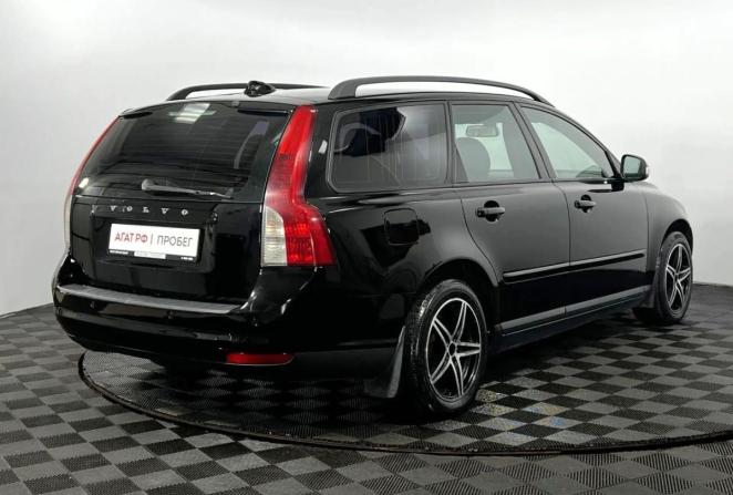 Volvo V50 I Рестайлинг с пробегом 2010 года, цена 820 000 рублей, 265060 км, универсал, Автокод Объявления