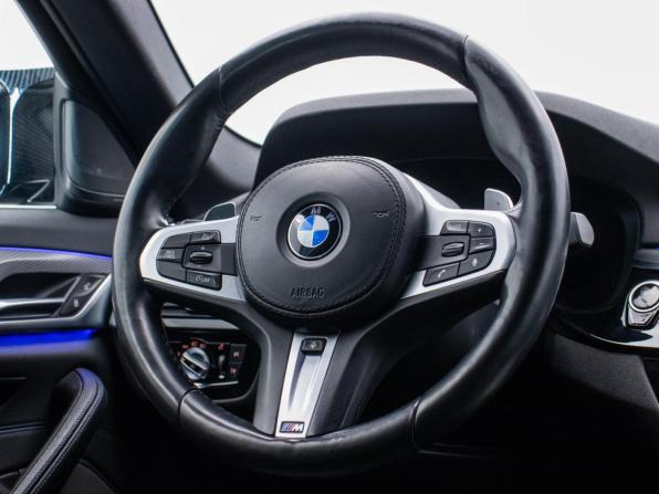 BMW 5 серии VII (G30/G31/G38) с пробегом 2018 года, цена 3 457 000 рублей, 92224 км, седан, Автокод Объявления