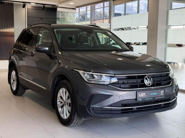 Volkswagen Tiguan II Рестайлинг с пробегом 2021 года, цена 2 947 000 рублей, 55471 км, внедорожник, Автокод Объявления