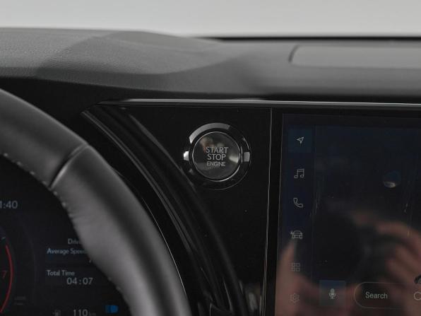 Lexus RX V с пробегом 2025 года, цена 7 800 000 рублей, 46 км, внедорожник, Автокод Объявления