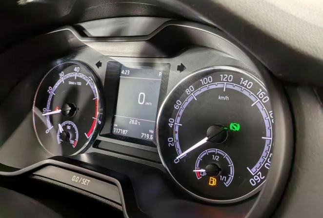 Skoda Octavia III (A7) Рестайлинг с пробегом 2018 года, цена 1 650 000 рублей, 117000 км, лифтбек, Автокод Объявления