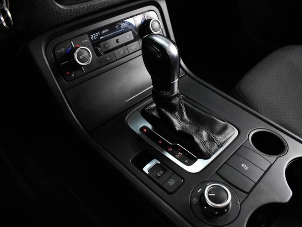 Volkswagen Touareg II с пробегом 2012 года, цена 1 799 000 рублей, 171444 км, внедорожник, Автокод Объявления