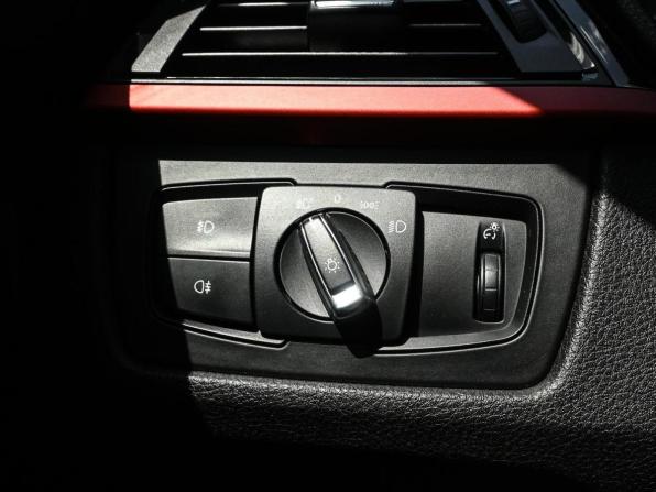 BMW 3 серии VI (F3x) с пробегом 2011 года, цена 1 699 000 рублей, 215986 км, седан, Автокод Объявления