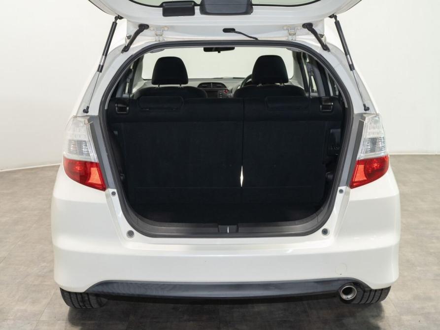 Honda Fit II Чита  - изображение 18