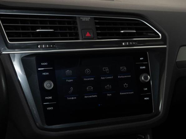 Volkswagen Tiguan II с пробегом 2018 года, цена 2 188 000 рублей, 169465 км, внедорожник, Автокод Объявления