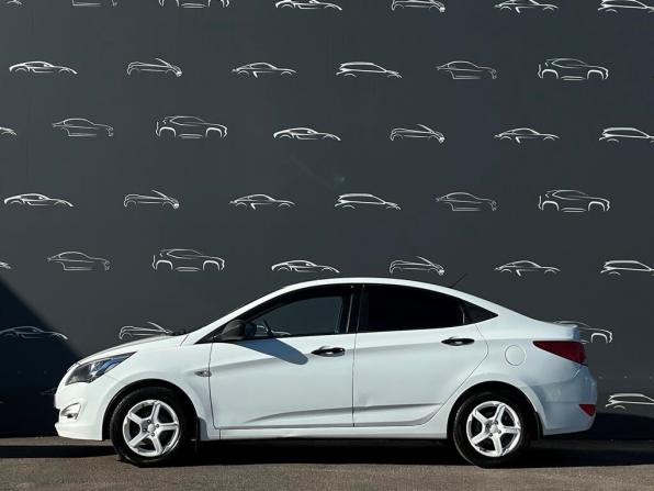Hyundai Solaris I Рестайлинг с пробегом 2016 года, цена 666 600 рублей, 243717 км, седан, Автокод Объявления