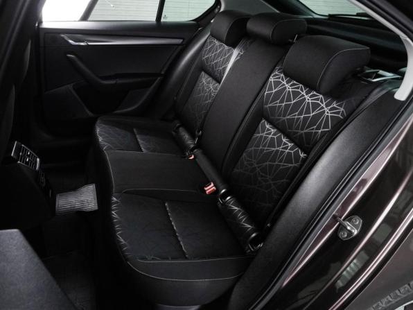 Skoda Octavia III (A7) Рестайлинг с пробегом 2019 года, цена 1 809 040 рублей, 92396 км, лифтбек, Автокод Объявления