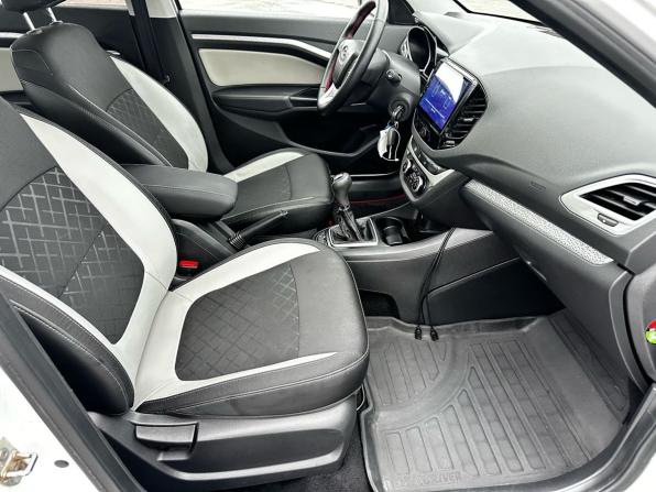 Lada (ВАЗ) Vesta I с пробегом 2019 года, цена 995 000 рублей, 104964 км, седан, Автокод Объявления
