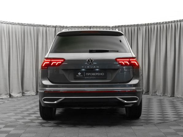 Volkswagen Tiguan II Рестайлинг с пробегом 2021 года, цена 3 880 000 рублей, 34364 км, внедорожник, Автокод Объявления