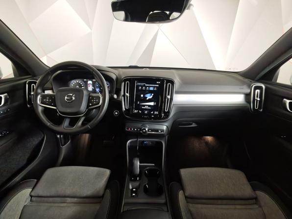 Volvo XC40 I с пробегом 2020 года, цена 3 393 000 рублей, 51104 км, внедорожник, Автокод Объявления