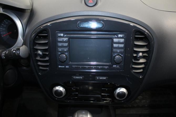 Nissan Juke I с пробегом 2012 года, цена 929 000 рублей, 217943 км, внедорожник, Автокод Объявления