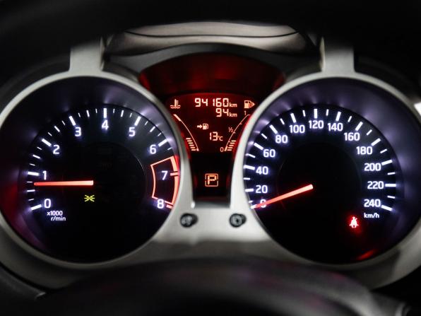 Nissan Juke I с пробегом 2013 года, цена 999 000 рублей, 94160 км, внедорожник, Автокод Объявления