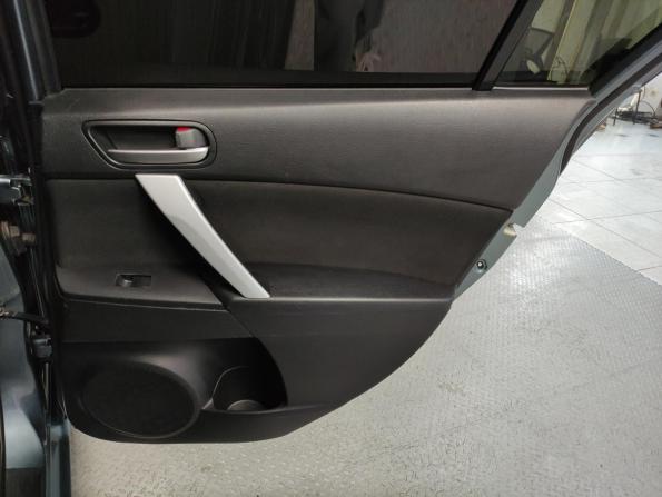 Mazda 3 II (BL) Рестайлинг с пробегом 2012 года, цена 1 029 000 рублей, 184252 км, седан, Автокод Объявления