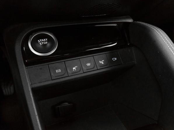 Renault Kaptur I Рестайлинг с пробегом 2021 года, цена 1 910 000 рублей, 65923 км, внедорожник, Автокод Объявления