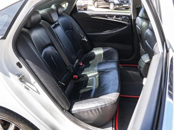 Hyundai Sonata VI (YF) с пробегом 2012 года, цена 999 000 рублей, 324459 км, седан, Автокод Объявления