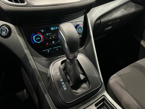 Ford Kuga II Рестайлинг с пробегом 2018 года, цена 1 599 000 рублей, 133650 км, внедорожник, Автокод Объявления