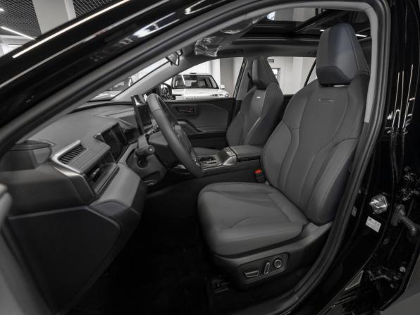 Toyota RAV4 VI (XA60) с пробегом 2026 года, цена 4 100 000 рублей, 11 км, внедорожник, Автокод Объявления
