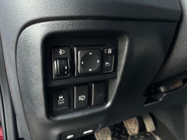 Nissan Juke I с пробегом 2012 года, цена 920 000 рублей, 125759 км, внедорожник, Автокод Объявления