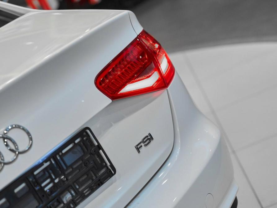 Audi A4 IV (B8) Рестайлинг Москва  - изображение 7