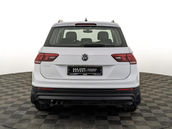 Volkswagen Tiguan II с пробегом 2018 года, цена 2 130 000 рублей, 79146 км, внедорожник, Автокод Объявления