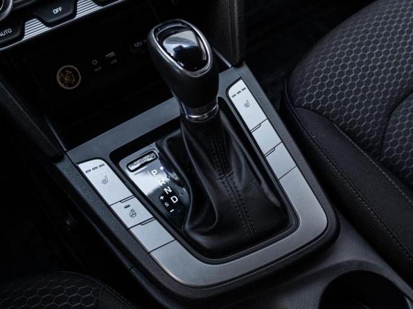 Hyundai Elantra VI (AD) Рестайлинг с пробегом 2019 года, цена 1 670 000 рублей, 132161 км, седан, Автокод Объявления